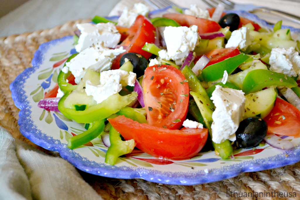 greek-salad_graikiskos-salotos-26-1
